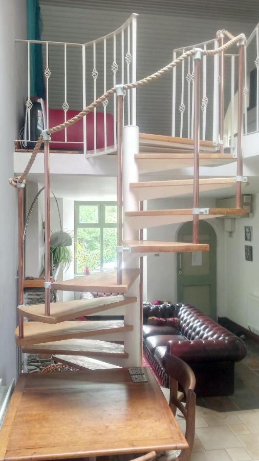 Enchanting One Bed Split-Level Cottage 罗斯特雷弗 外观 照片